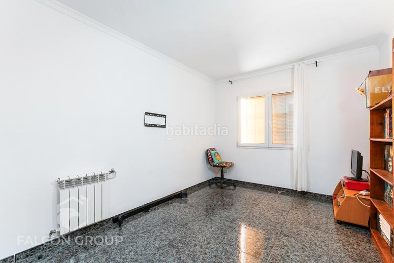 Foto fc2b3526-efeb-48b6-8cca-e514c19d8864. Chalet con camino riscaldamento parcheggio in Castellet i la Gornal