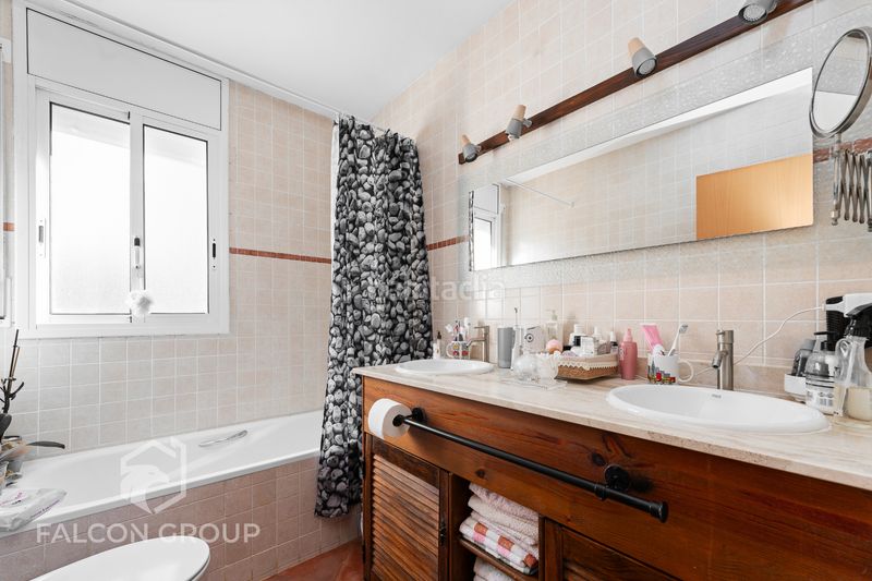 Foto 1a5ce1c8-7829-44df-b203-0a6b73130921. Maison avec chauffage parking dans Querol