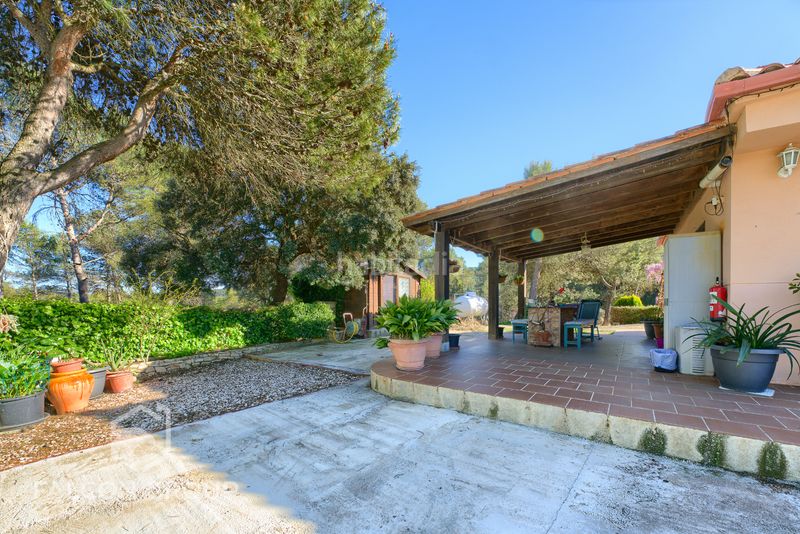 Foto 7fa479c8-8886-4895-ac8b-f408b03b8f03. Maison avec chauffage parking dans Querol