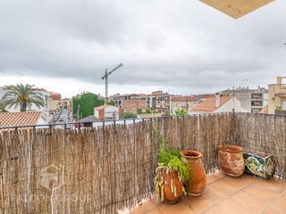 Dúplex  Carrer emili giralt i giralt. Dúplex en venta en emili giralt i giralt