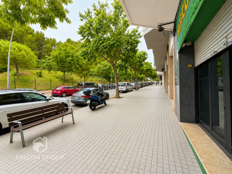 Foto 16bdeb8b-78a5-492c-a4c8-a7c61e34c541. Local comercial a Castell-Poble Vell Castelldefels