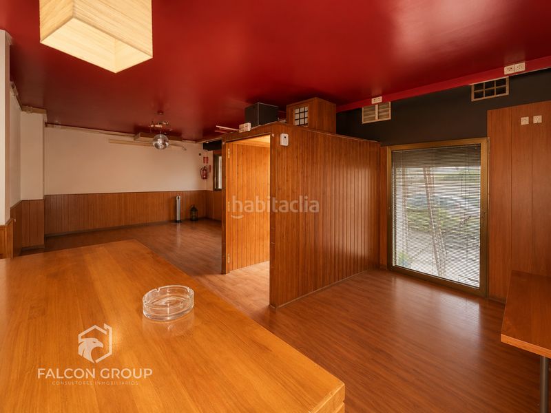 Foto 8d3652de-7a22-428e-9984-cdc67823c2ec. Local comercial a Castell-Poble Vell Castelldefels