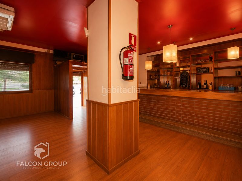 Foto aa180559-1ac4-4c78-9844-3d050e4b253a. Local comercial a Castell-Poble Vell Castelldefels