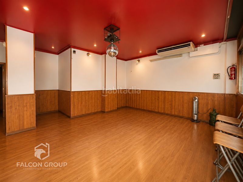 Foto b1452e08-1eda-461c-9d57-94d7f2b4a4f5. Local comercial a Castell-Poble Vell Castelldefels