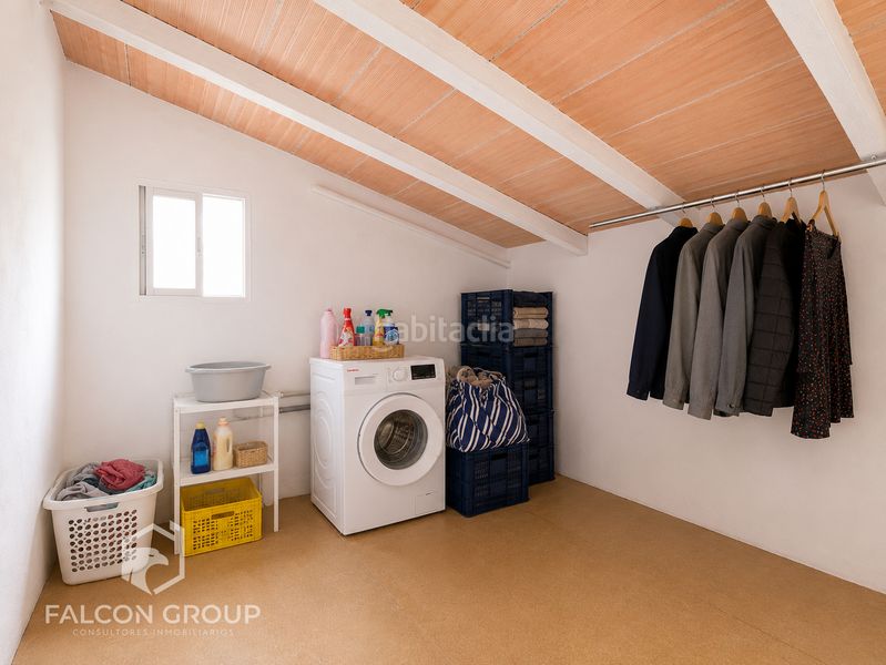 Foto cb23ea57-5fe9-4825-8eee-6f1c0f7db203. Xalet amb piscina a Canyelles