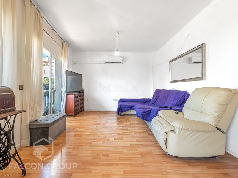 Foto f8ec2381-cf29-44cb-967e-ff8cfeec3e1e. Pis a Centre Sitges