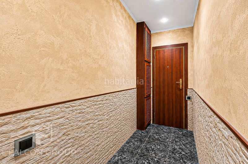 Foto 9dc8090e-f8b7-401d-a460-6b125a8b19b4. Piso en El Coll Barcelona
