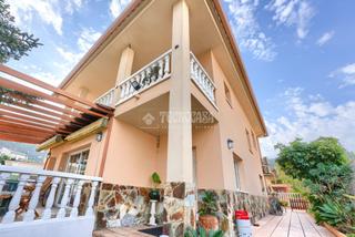 Casa a Canyelles. Casa en venta en canyelles