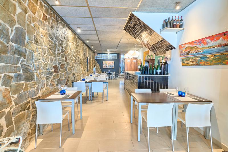 Foto 4af8660c-f42a-49ed-8846-ca18f1af210c. Pas-de-porte local commercial avec chauffage dans Barri de Mar Vilanova i la Geltrú