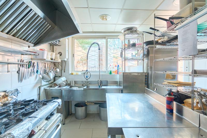 Foto 60fba0c8-578b-42e4-b7f8-e3b9b05d46b5. Pas-de-porte local commercial avec chauffage dans Barri de Mar Vilanova i la Geltrú