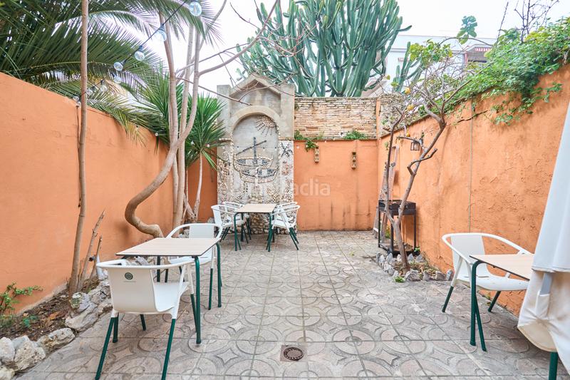 Foto f7752091-4be0-465a-88cc-84fd3ea10f0b. Pas-de-porte local commercial avec chauffage dans Barri de Mar Vilanova i la Geltrú