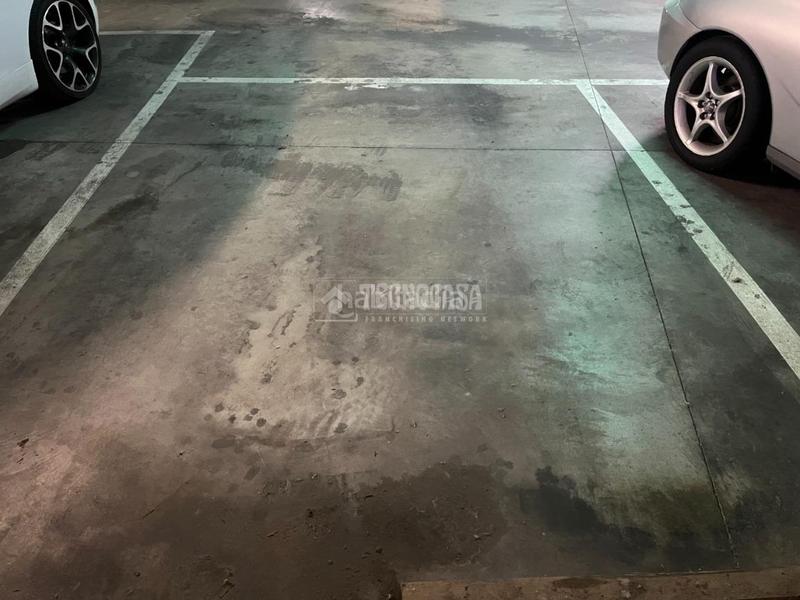 Foto d5f117a6-3188-48e0-942c-4947ea7cfb39. Car parking in La Geltrú-Sant Jordi Vilanova i la Geltrú