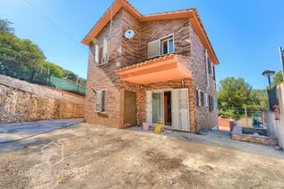 Casa  Carrer tulipa