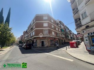 Appartamento  C. conde de la cañada. Piso en venta en ciudad real