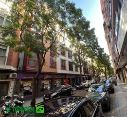 Pis  C. de calatrava. Piso en venta en ciudad real