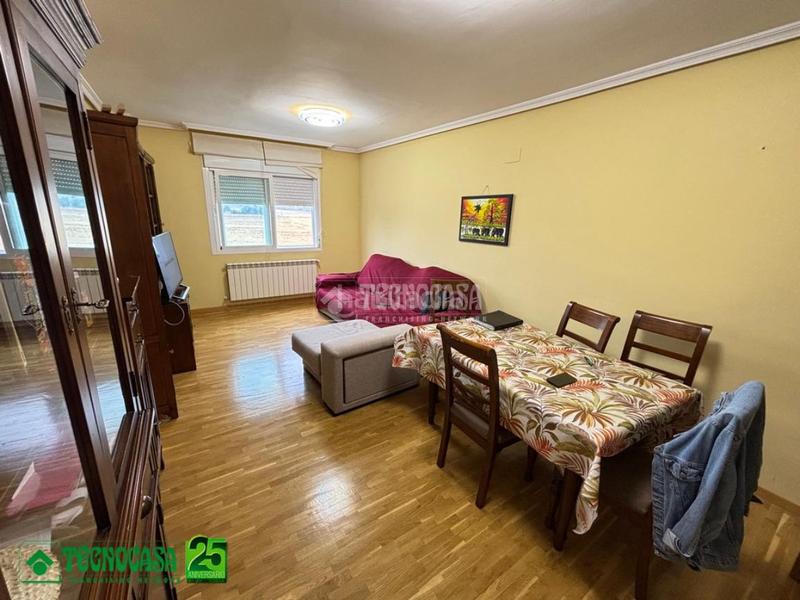 Foto a156cfc2-78b7-47d1-ab1d-1523093928c5. Flat with heating in Nuevo Hospital Ciudad Real