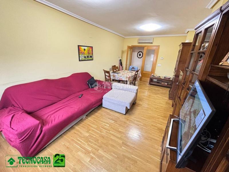 Foto d986c7f6-d09e-4db2-86d1-cc5b407ea82f. Flat with heating in Nuevo Hospital Ciudad Real