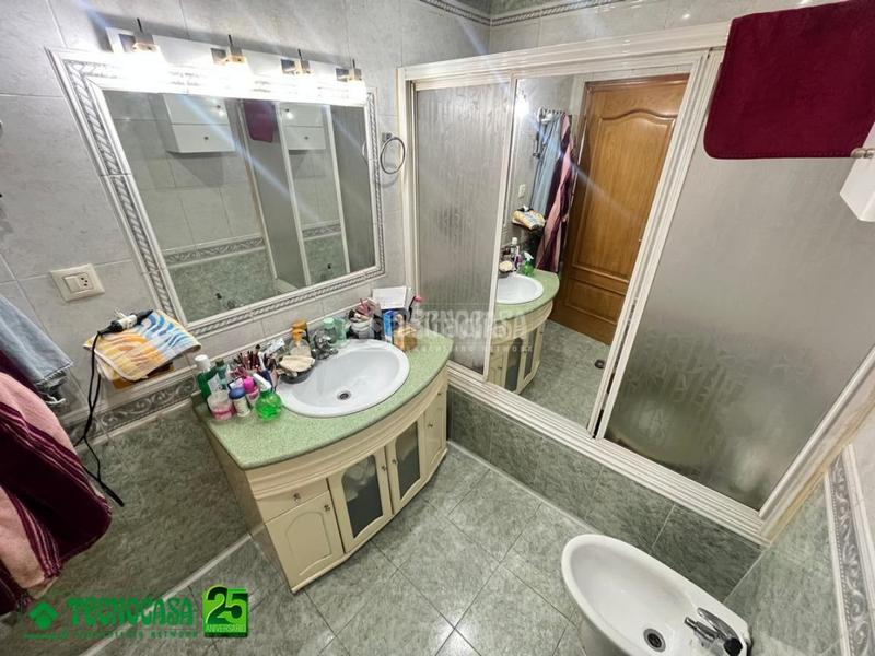 Foto cf7ac4f9-8a58-4b3b-afe9-6ef3881be066. Maison jumelée dans El Torreón - Los Ángeles - El Pilar Ciudad Real