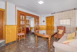 Casa aparellada a Güéjar Sierra. Casa en venta en gejar sierra