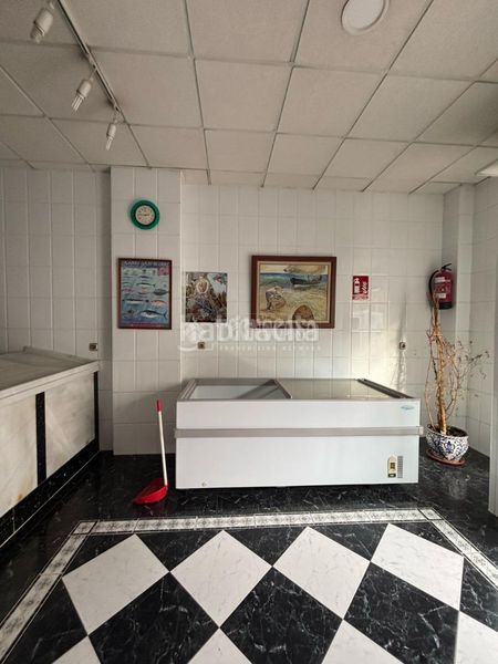 Foto 224a8a81-5139-4a7f-be20-5f00647ef3ee. Local comercial a Cenes de la Vega