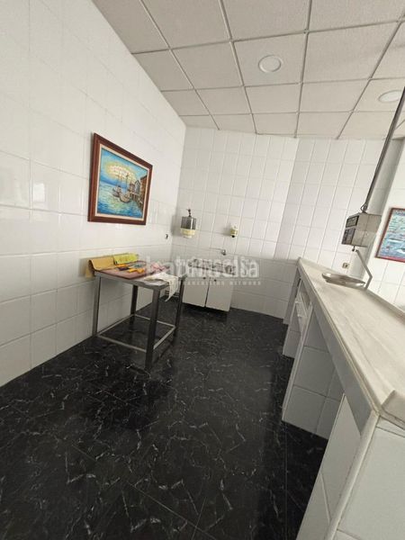 Foto 50f09716-8b59-4e8f-9f99-a9505e2e54d5. Local comercial a Cenes de la Vega