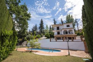 Casa a Dúdar. Casa en venta en granada