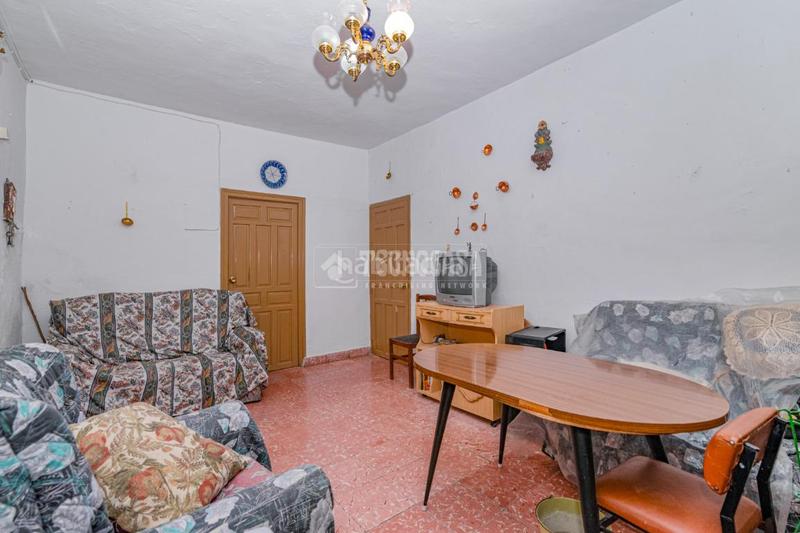 Foto 0e4217c1-a7c6-4481-93c3-435405cda34f. Casa pareada casa en venta en Quéntar