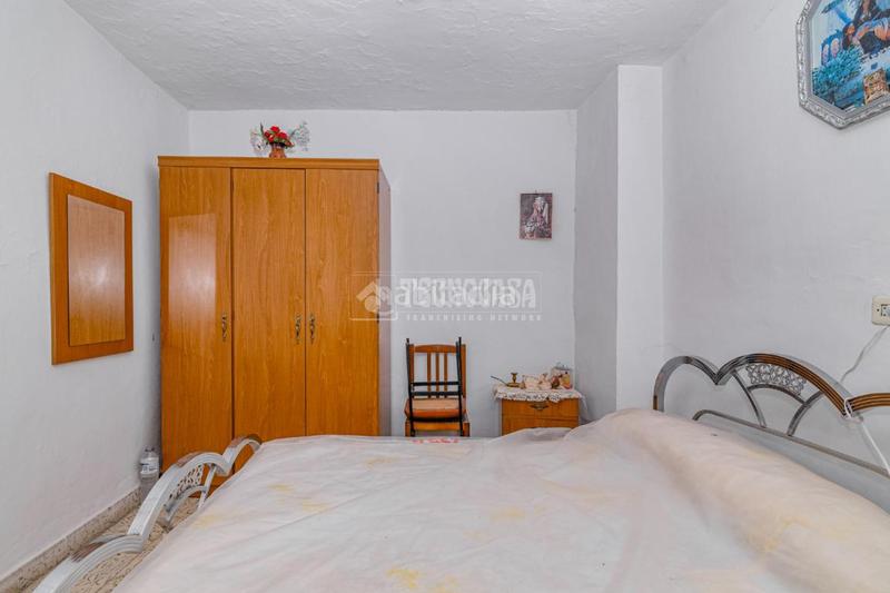 Foto 1a895eab-9bdc-4bc0-bfc1-f9ba8c4ad4c6. Casa pareada casa en venta en Quéntar