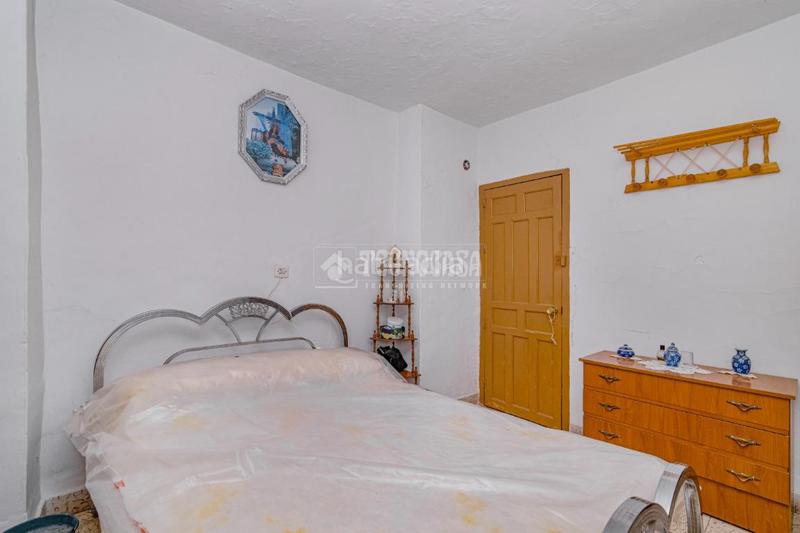 Foto ac480f17-4475-4a50-aaec-51b8dee82924. Casa pareada casa en venta en Quéntar