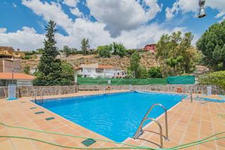 Casa aparellada a Cenes de la Vega. Casa en venta en cenes de la vega