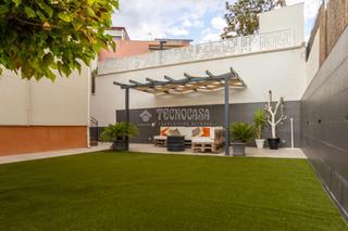 Casa aparellada a Camino de los Neveros - Serrallo. Casa en venta en granada