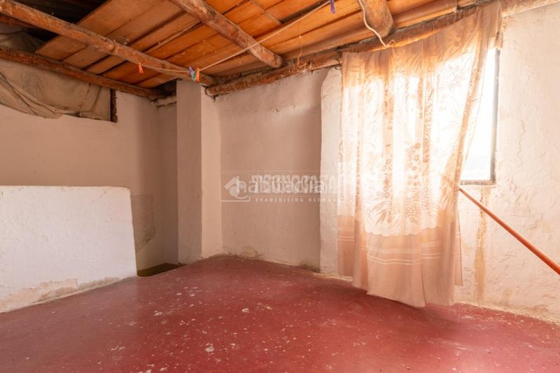 Foto 7f1c4388-1fd9-414e-b6b5-1b9f9e877abc. Casa bifamiliare in Güéjar Sierra