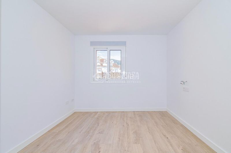 Foto 08c852ef-fab7-4471-aace-e37dfa27a057. Pis a Cenes de la Vega