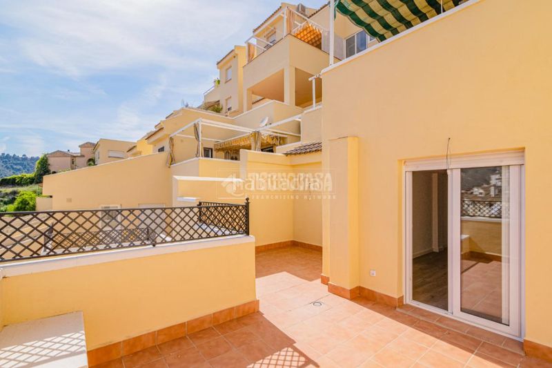 Foto c4709128-33ab-4733-bda8-731c132bfe03. Pis a Cenes de la Vega