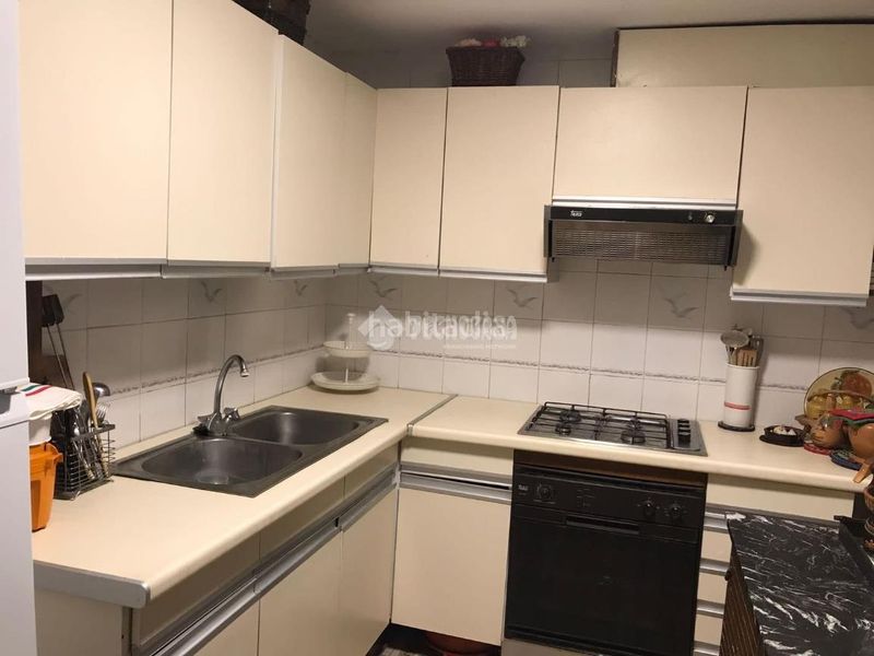 Foto 5a1dd492-7461-47fb-984a-f1e8a4ff5ff3. Casa a Dúdar