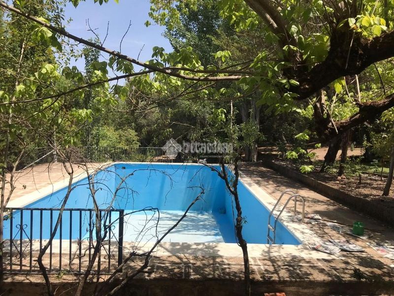 Foto d1428fdd-5afd-463b-b6a1-53273d92cb5b. Casa a Dúdar