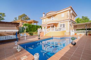 Haus in Cenes de la Vega. Casa en venta en cenes de la vega