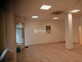 Local Comercial en Suroeste - Zona Hospital. Tienda en venta en móstoles