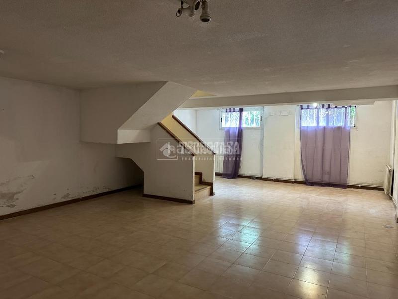 Foto 50d9fd2d-7178-4621-ac41-687a9f14da99. Casa amb calefacció aparcament a La Poveda Arganda del Rey