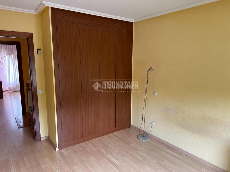 Foto ef0229ab-12e2-40cb-83c0-28da8f230bd5. Casa amb calefacció aparcament a La Poveda Arganda del Rey