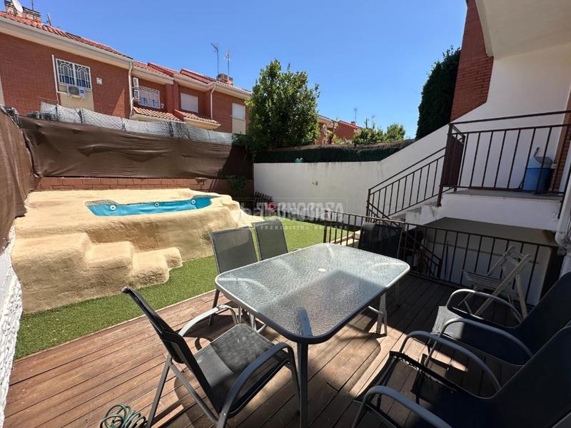 Foto 3ec50269-0e72-43f3-a895-e0d9f77352a4. Casa bifamiliare con riscaldamento parcheggio in Los Villares Arganda del Rey