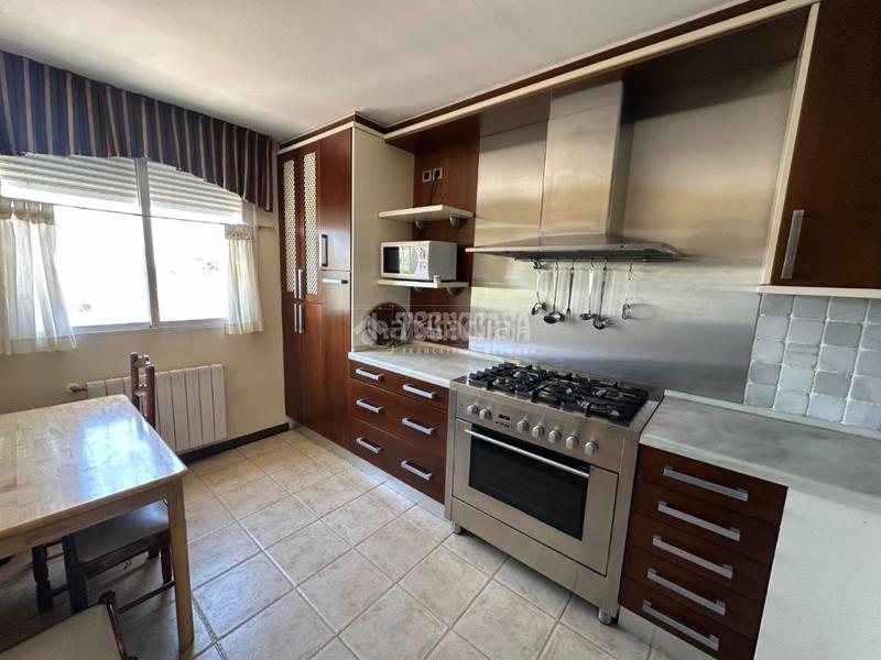 Foto dc46b4c0-f4a9-4d17-b1c5-c1d4e286198a. Casa bifamiliare con riscaldamento parcheggio in Los Villares Arganda del Rey