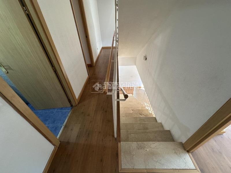 Foto 154553c6-c887-4fc1-b8a9-bd5ddb0d808c. Casa pareada casa en venta en Los Villares Arganda del Rey