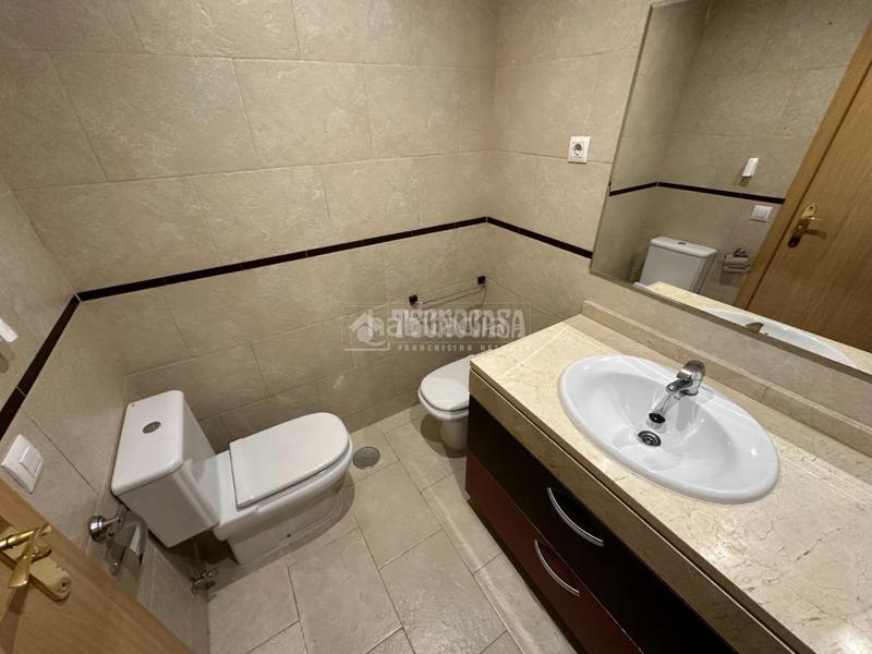 Foto 23603f3b-90c5-4649-95b5-3877cabca228. Casa pareada casa en venta en Los Villares Arganda del Rey