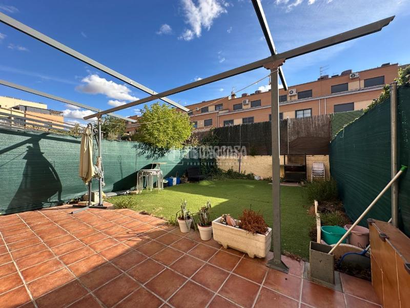 Foto 26b8be4c-8464-4227-9d9f-d00231899dbc. Casa pareada casa en venta en Los Villares Arganda del Rey