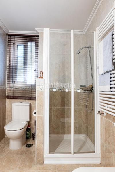 Foto 5557efd0-3c46-48a8-a6c2-cb5e8f0244a6. Doppelhaus mit heizung parking in Los Villares Arganda del Rey