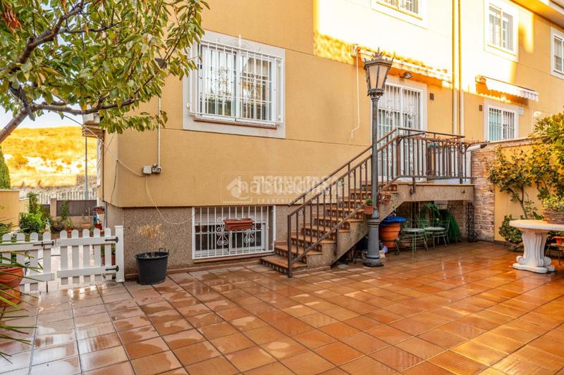 Foto 58c9047b-801d-4efe-b2c8-b7fa9014309b. Doppelhaus mit heizung parking in Los Villares Arganda del Rey