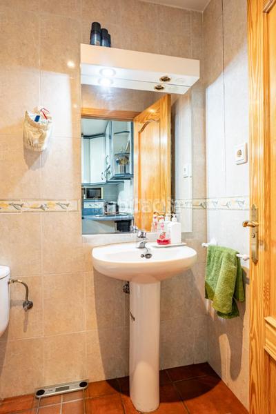 Foto e1cf9459-518c-46ad-86e8-2b4f432fbaa8. Doppelhaus mit heizung parking in Los Villares Arganda del Rey