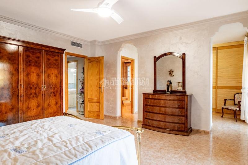 Foto f2d37b68-2428-45a1-afdc-c7092d241230. Doppelhaus mit heizung parking in Los Villares Arganda del Rey