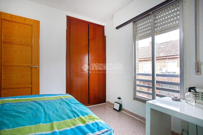 Foto 4526f0d3-58d4-4489-a914-7b083f479889. Casa aparellada amb calefacció aparcament piscina a Arganda del Rey